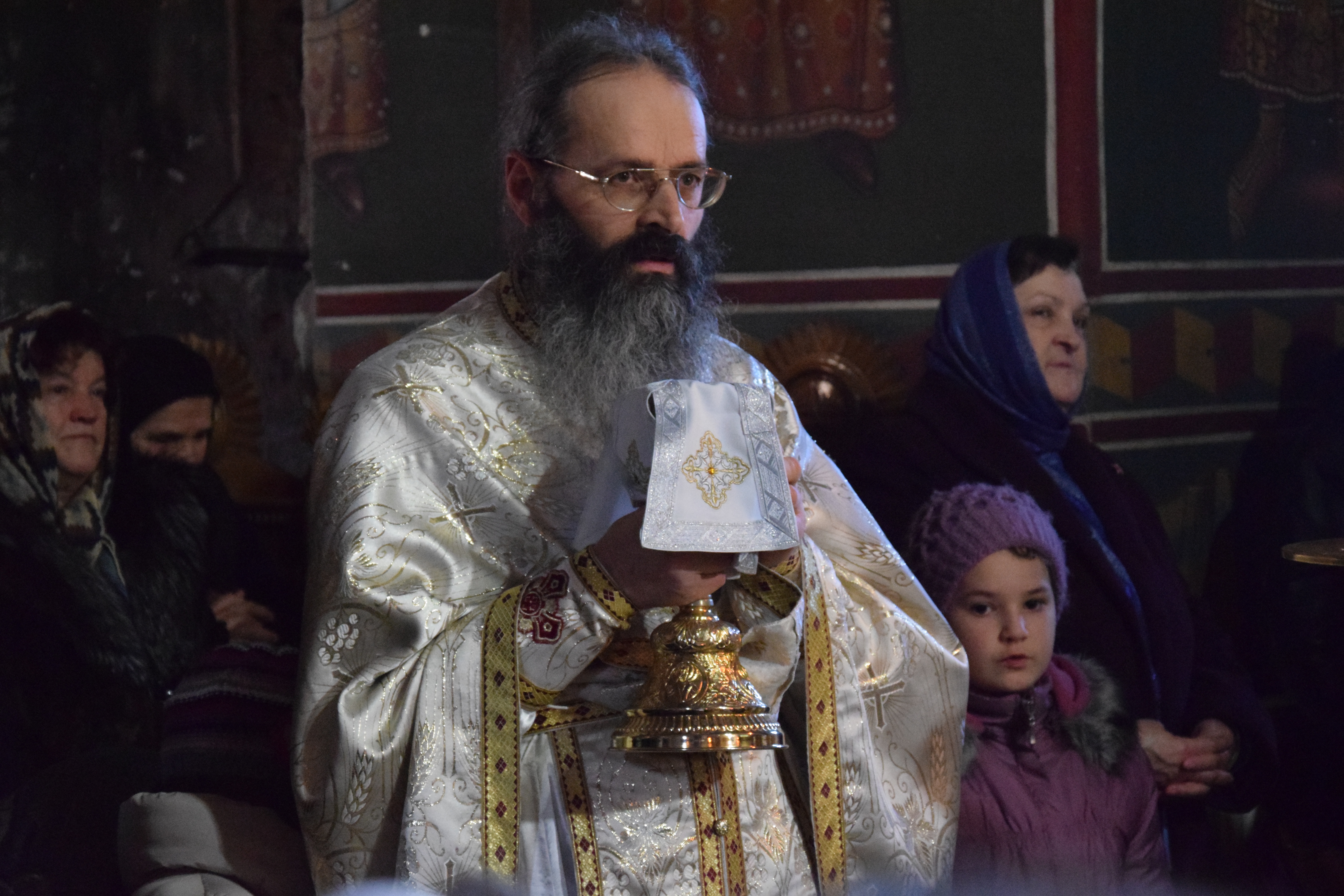 Liturghie oficiată de IPS Părinte Mitropolit Teofan la Schitul Codrii Pașcanilor