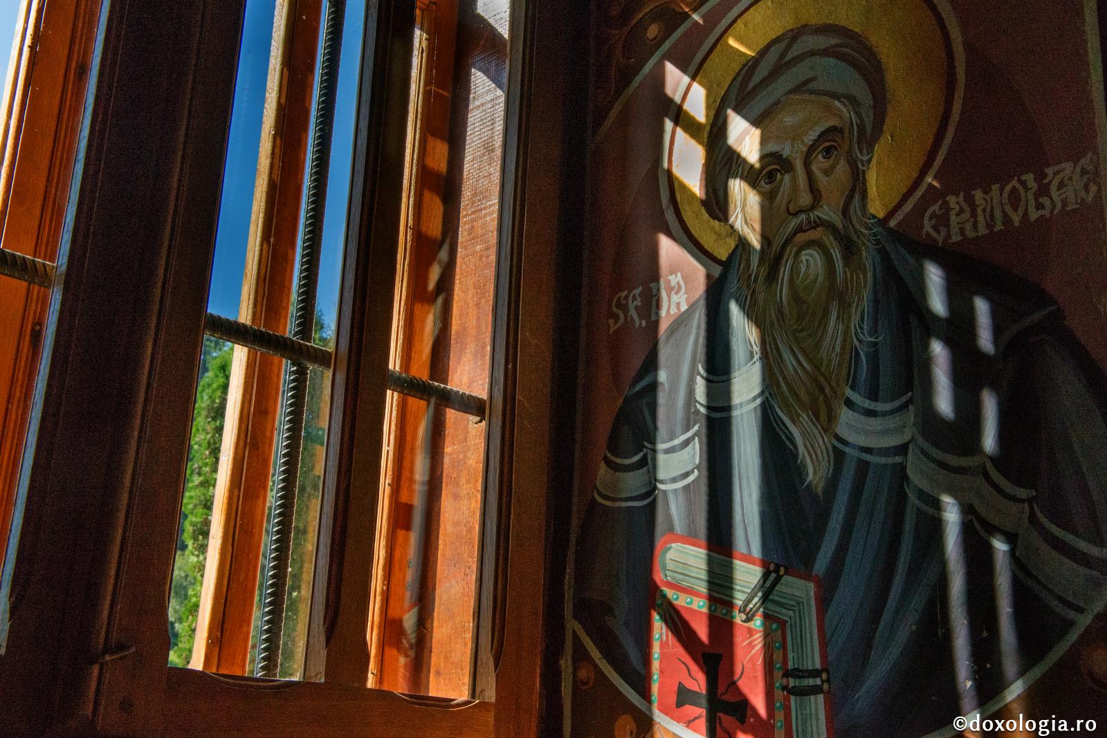 Omul ‒ rănit de patimi, vindecat de lucrarea virtuților