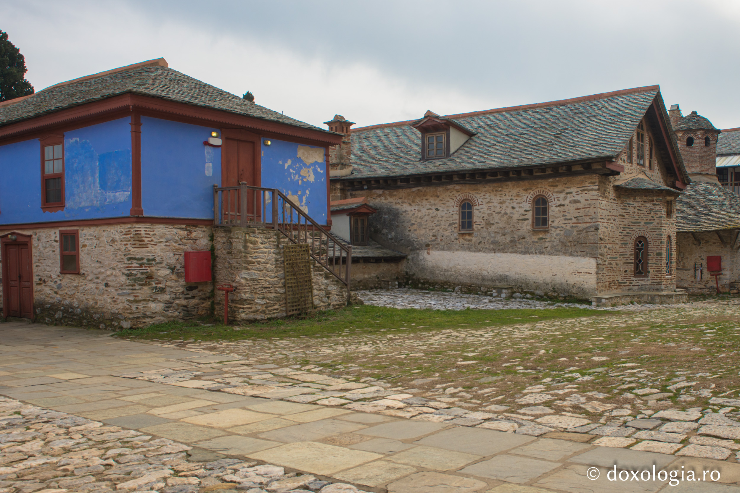 Trapeza Mănăstirii Marea Lavră / Foto: Pr. Silviu Cluci Trapeza Mănăstirii Marea Lavră ‒ Muntele Athos