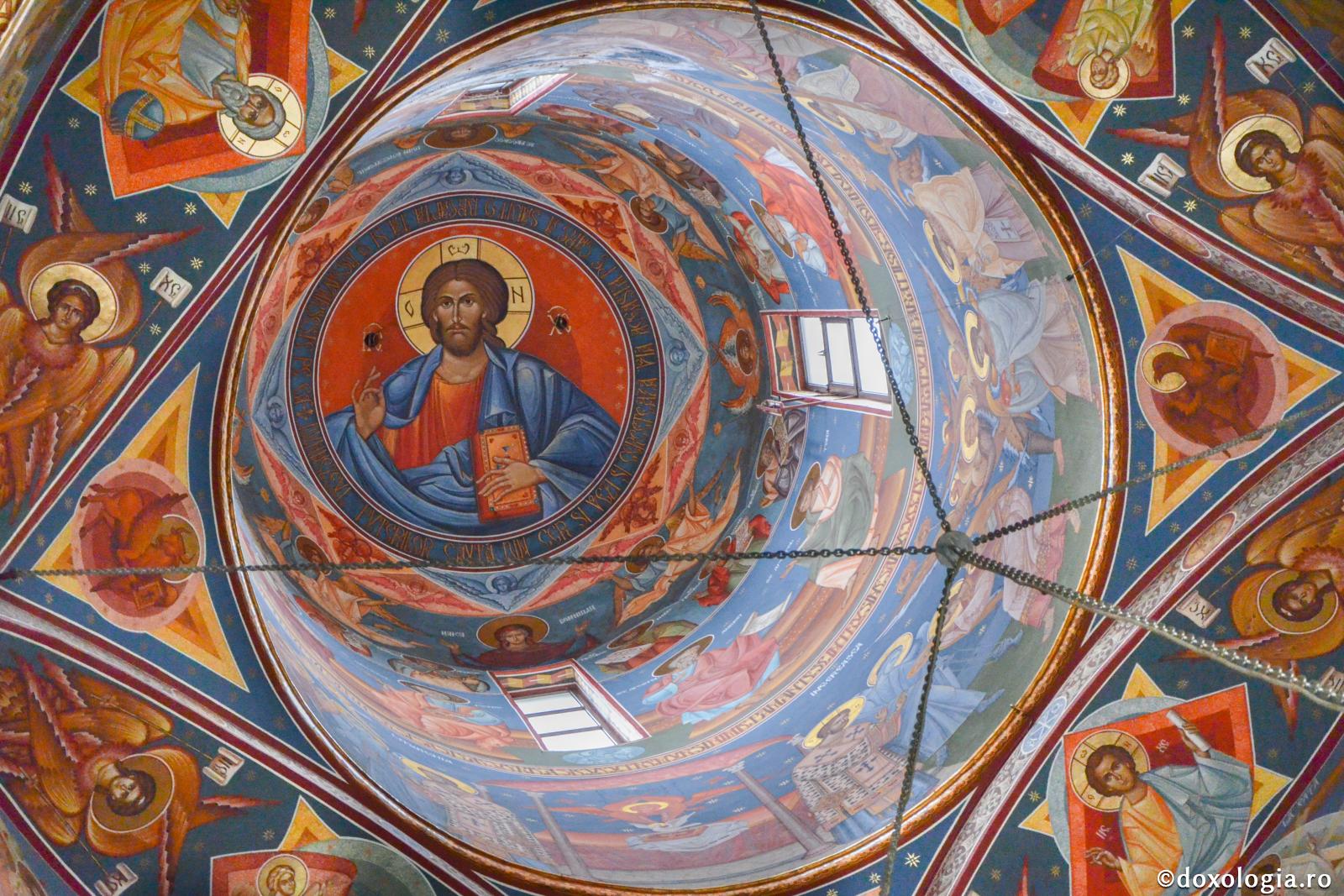 Hristos – Tămăduitorul nostru / Foto: Bogdan Zamfirescu Iisus Hristos Pantocrator