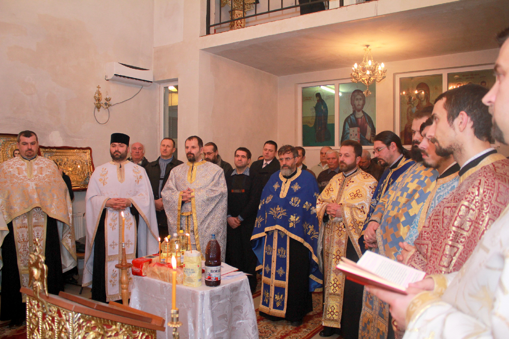 Sfinţii Trei Ierarhi, sărbătoriţi la Seminarul Teologic Liceal Ortodox din Dorohoi