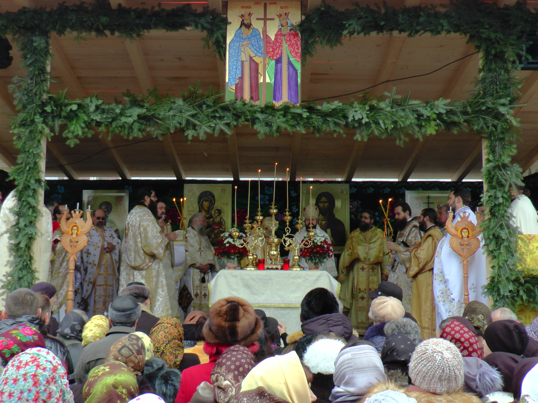 Sfințire de biserică în localitatea suceveană Straja