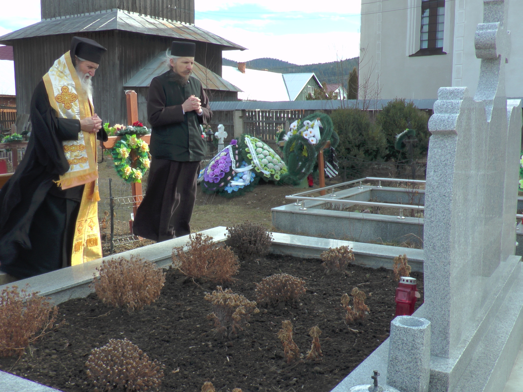 Sfințire de biserică în localitatea suceveană Straja