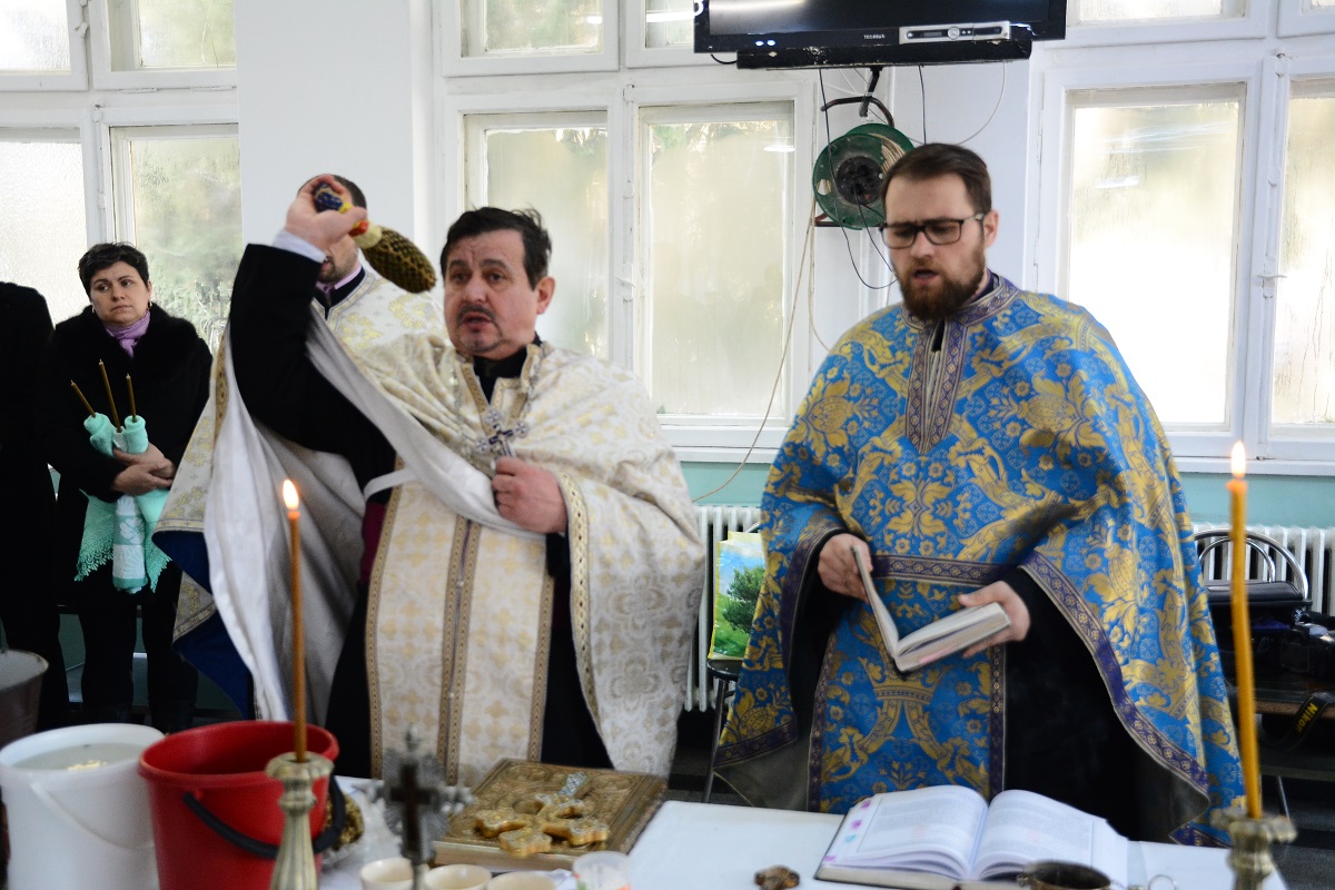 Bucuriile nepieritoare sunt rupte din rai