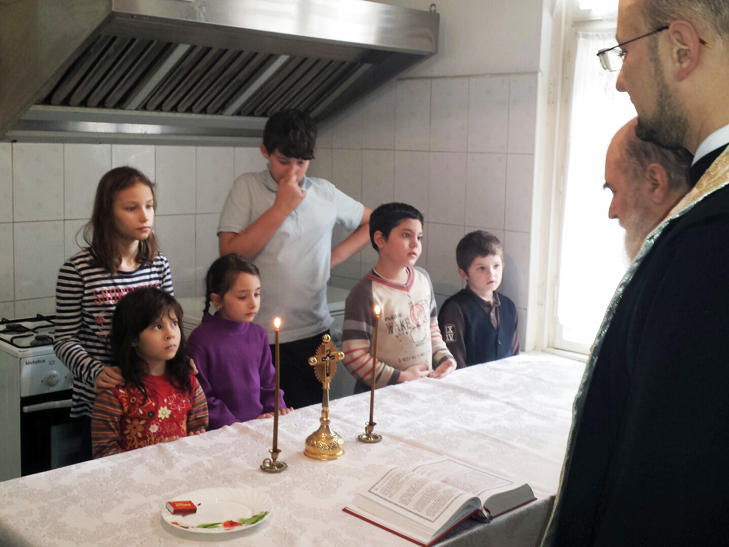 Cantina socială „Sfântul Nicolae” a Arhiepiscopiei Aradului - 9 ani de activitate neîntreruptă