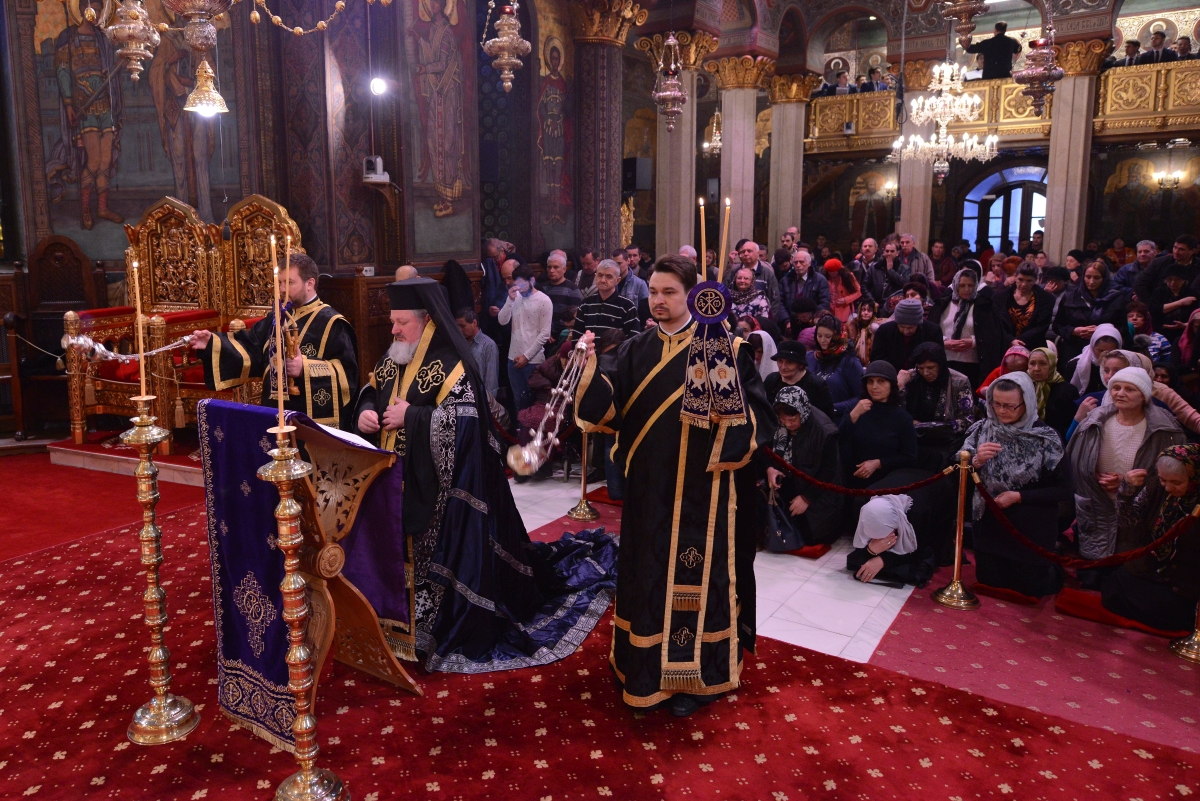 Preasfinţitul Părinte Varlaam Ploieşteanul: „Postul este un prilej de a cultiva comuniunea cu semenii”