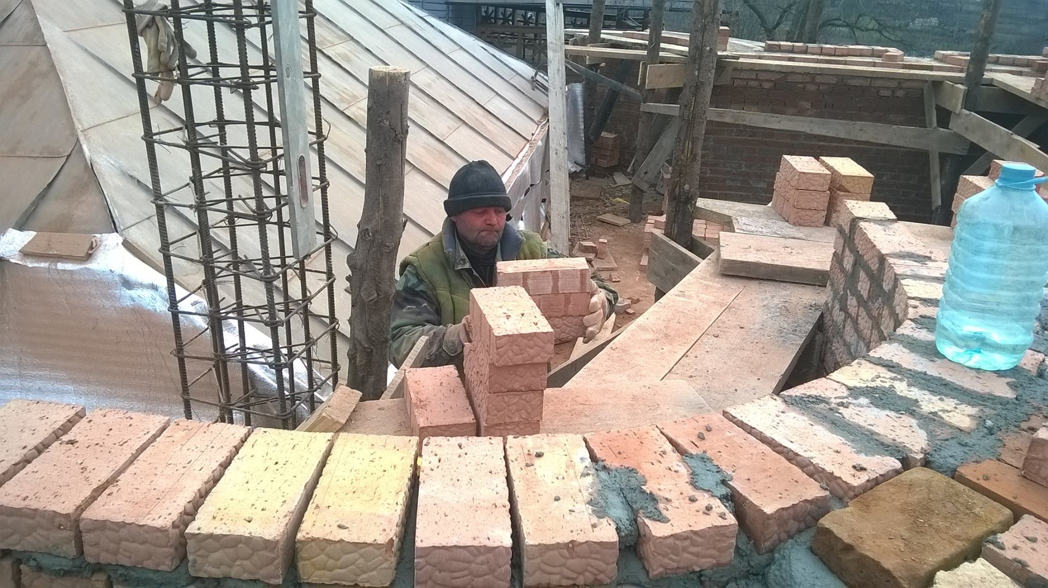 S-au reluat lucrările la biserica din Andrieşeni