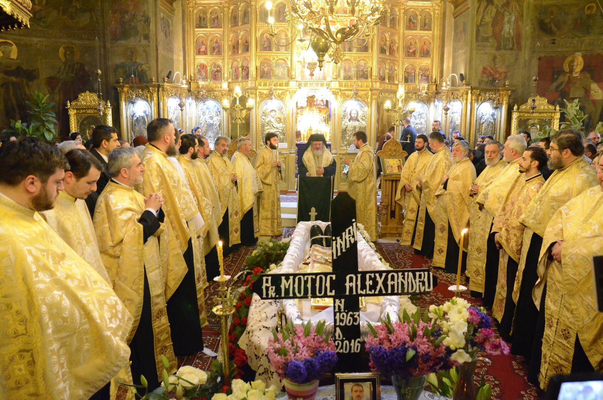 Zi de doliu în Parohia „Sfânta Treime” - Tei din Bucureşti