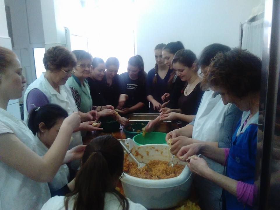 Activităţi dedicate tradiţiilor, la Seminarul Teologic din Iaşi