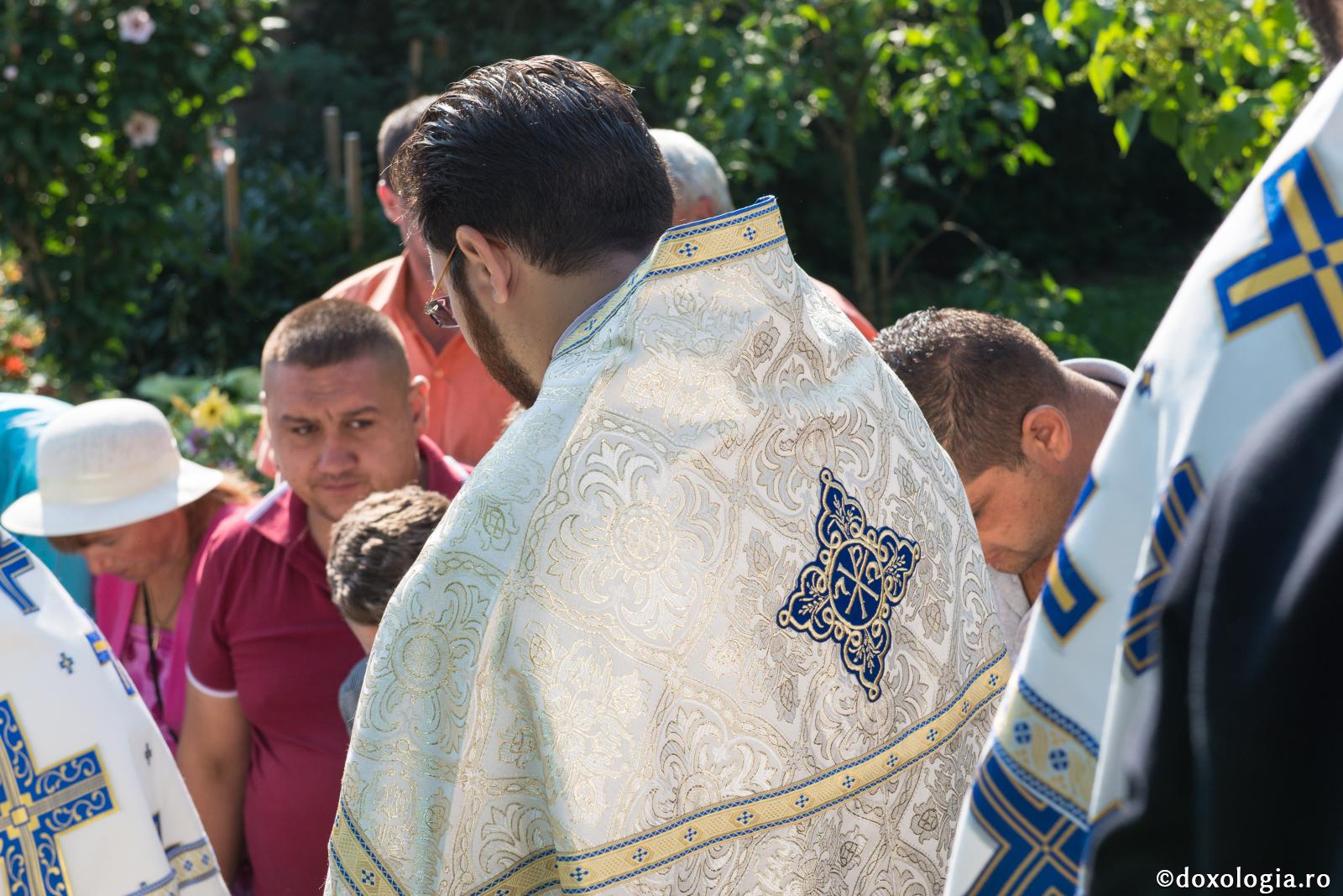 Fără binecuvântare...