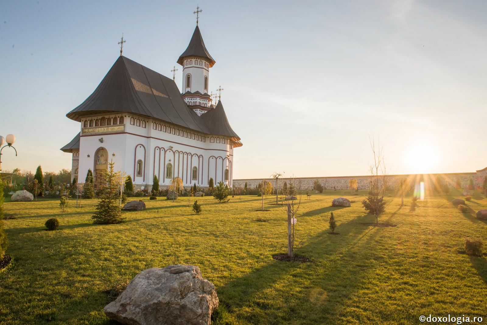 Despre poziţia Bisericii faţă de stăpânire