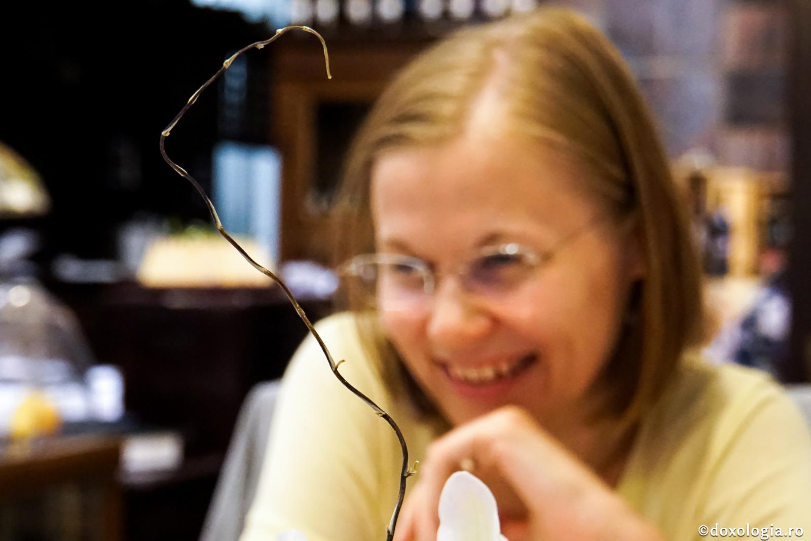 Bucuria vine din viitor