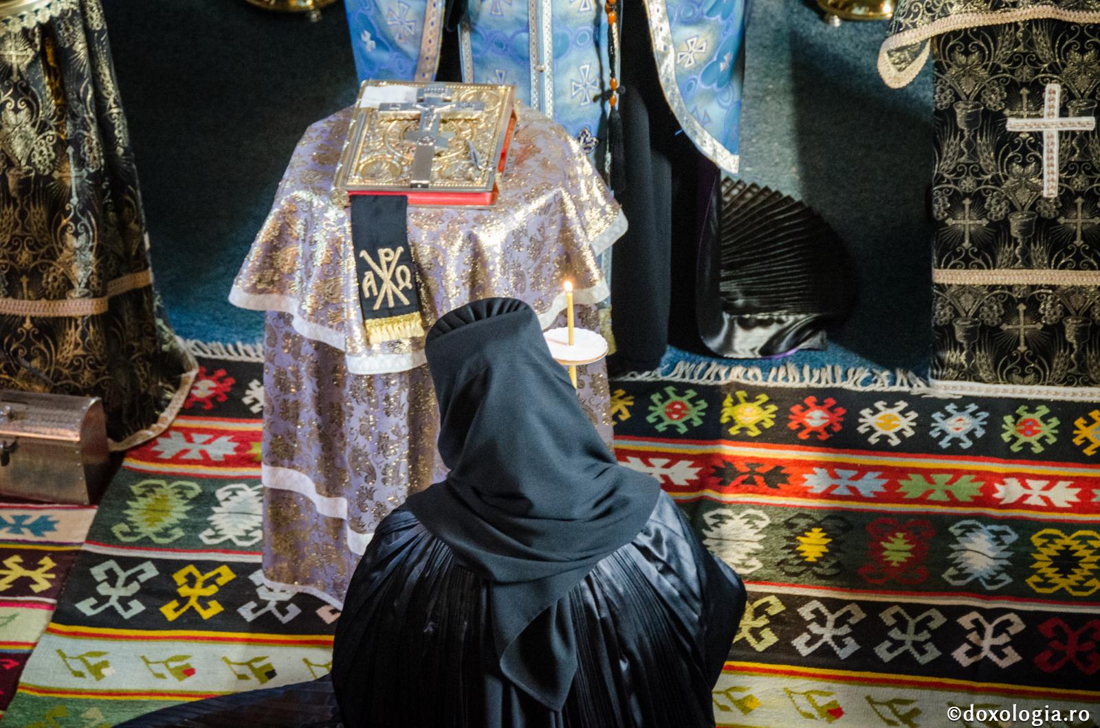 Drumul spre sfințenie se poate face numai la adăpostul smereniei