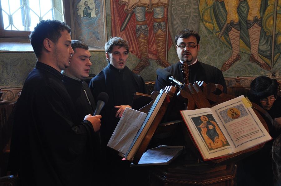 Program de formare profesională a cântăreților bisericești, la Iași