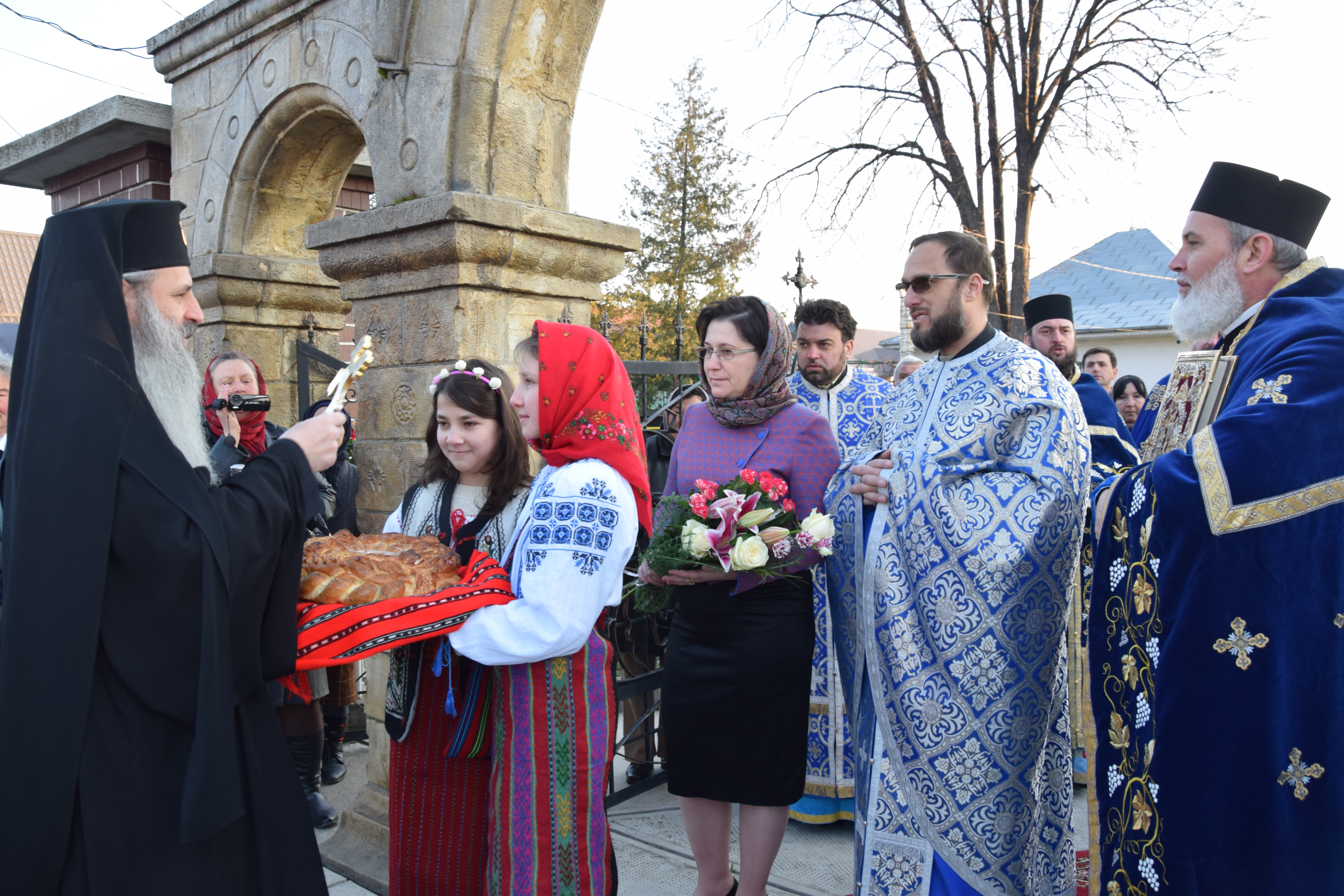 Preoții din Protopopiatul Piatra Neamț, îndemnați să desfășoare activități cu tinerii