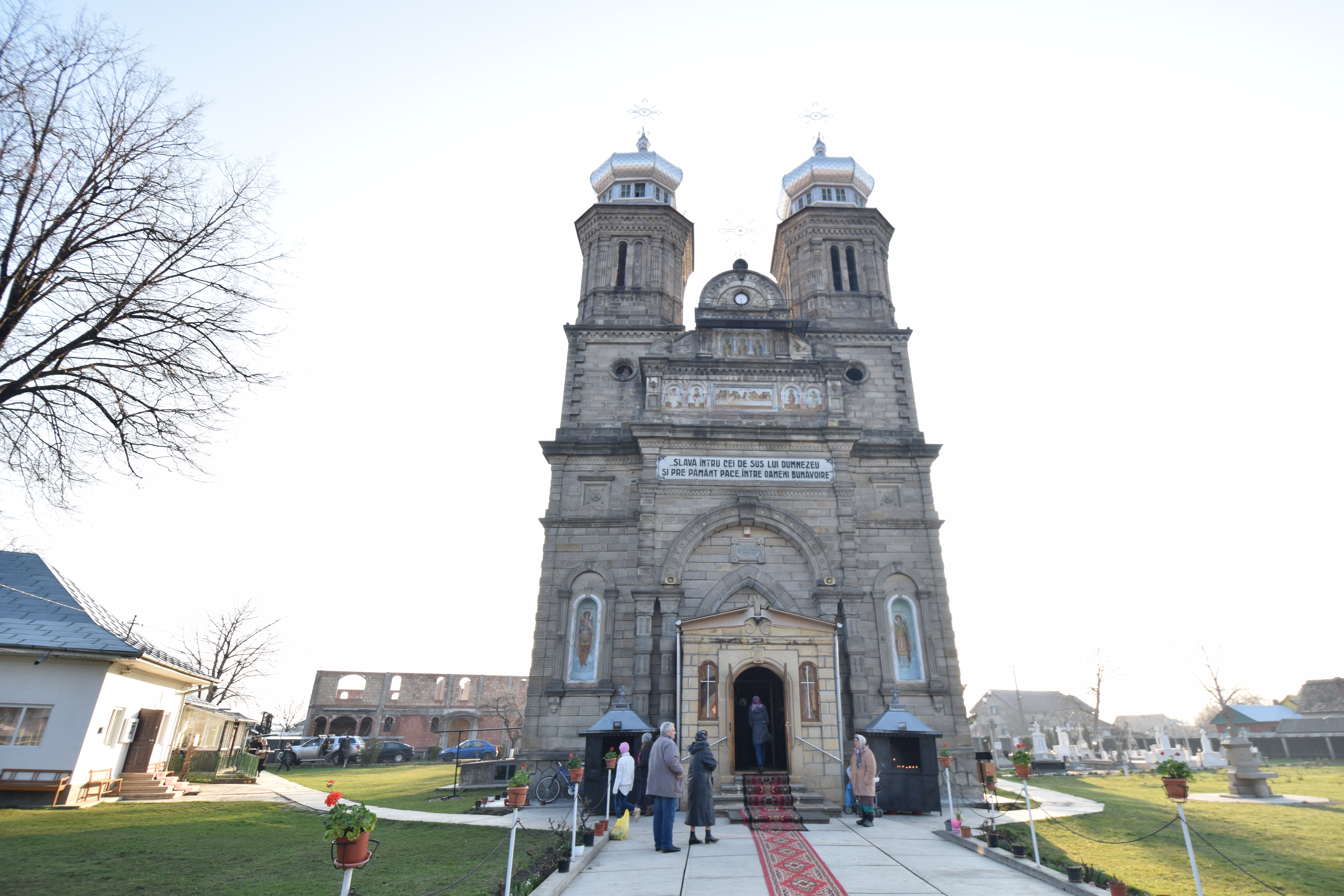 Preoții din Protopopiatul Piatra Neamț, îndemnați să desfășoare activități cu tinerii