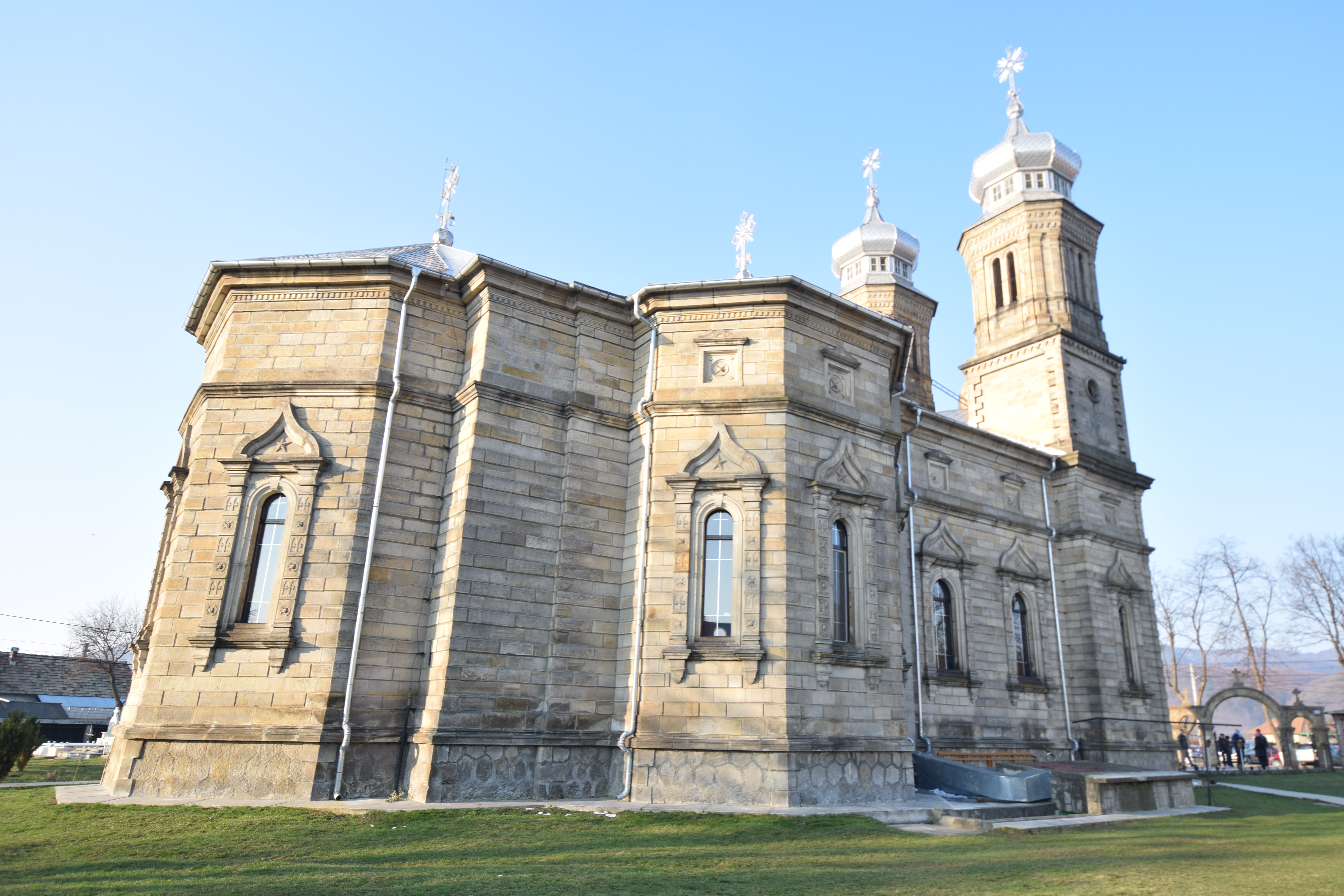 Preoții din Protopopiatul Piatra Neamț, îndemnați să desfășoare activități cu tinerii