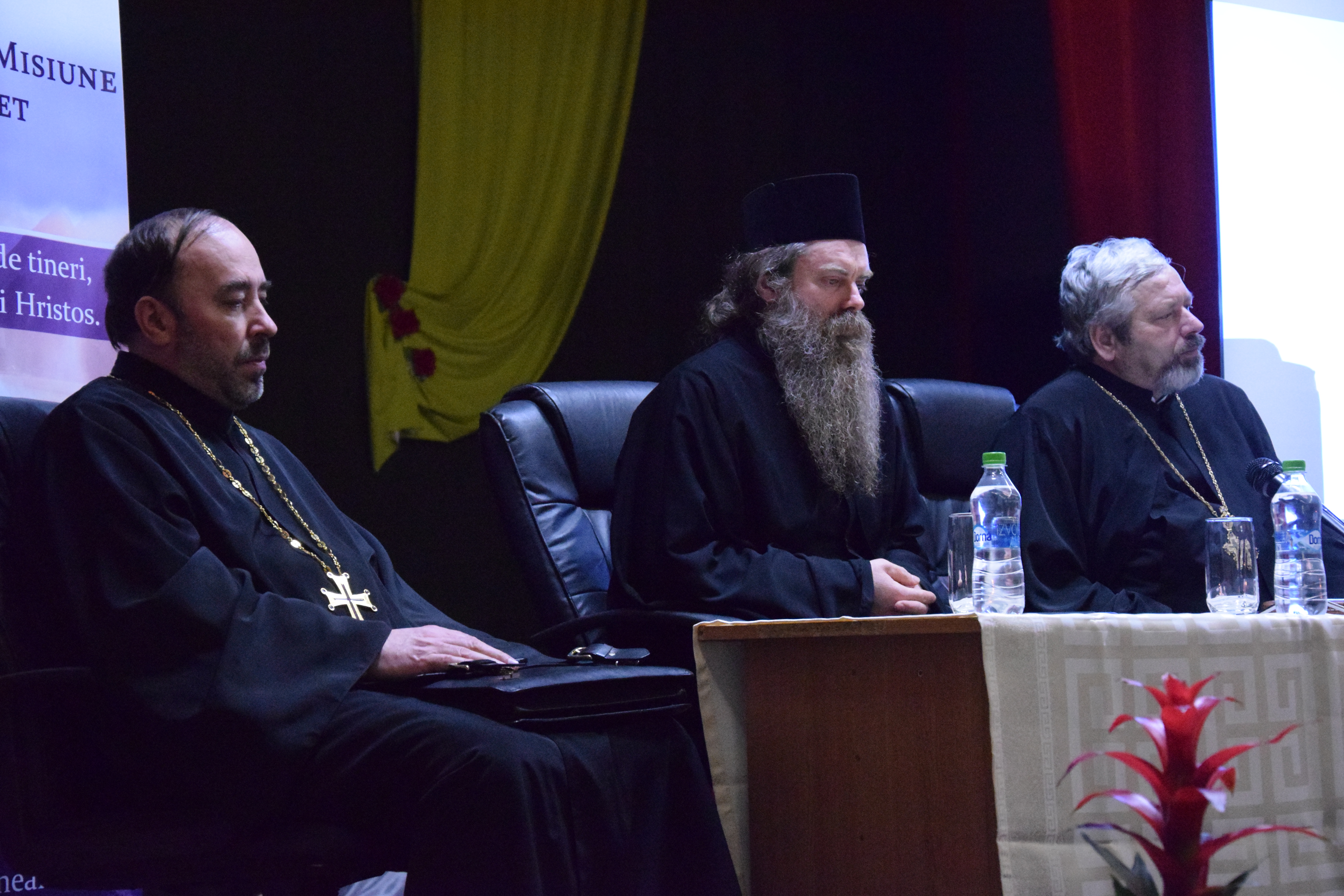 Conferință semestrială preoțească: „Preotul și tânărul împreună pe drumul către Dumnezeu“. Conferință semestrială preoțească: „Preotul și tânărul împreună pe drumul către Dumnezeu“.