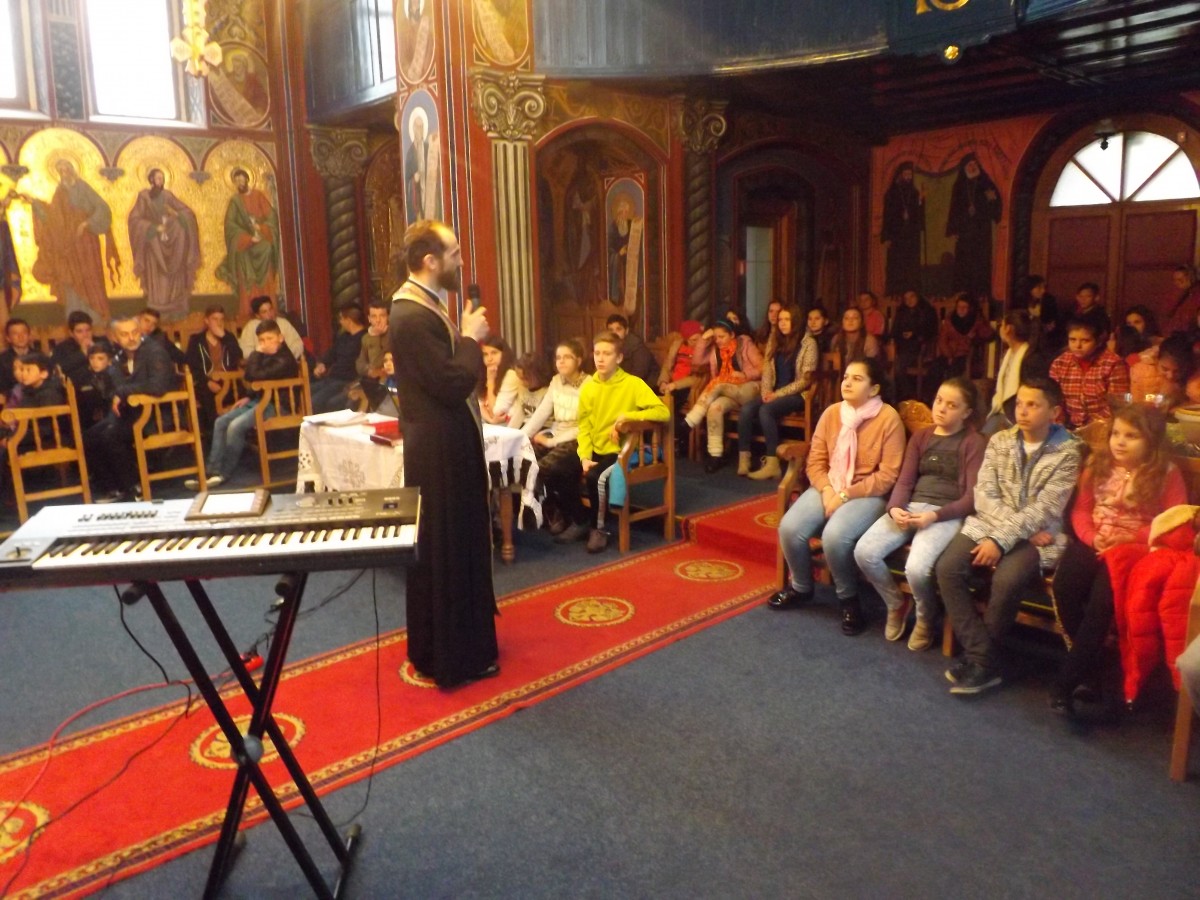 Invitat special în cadrul Centrului catehetic din Huedin Invitat special în cadrul Centrului catehetic din Huedin