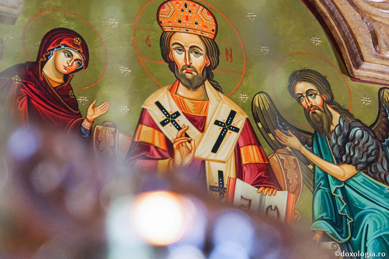 Cine, singur, ne ajută în lupta cu duhurile rele?