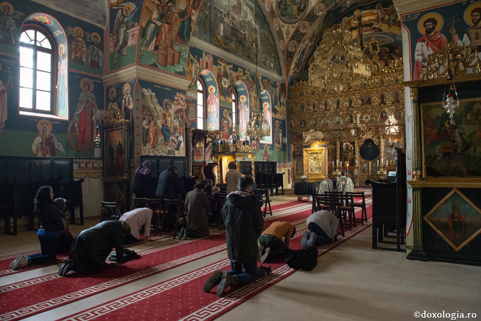 Unde-i tata, unde-i mama?