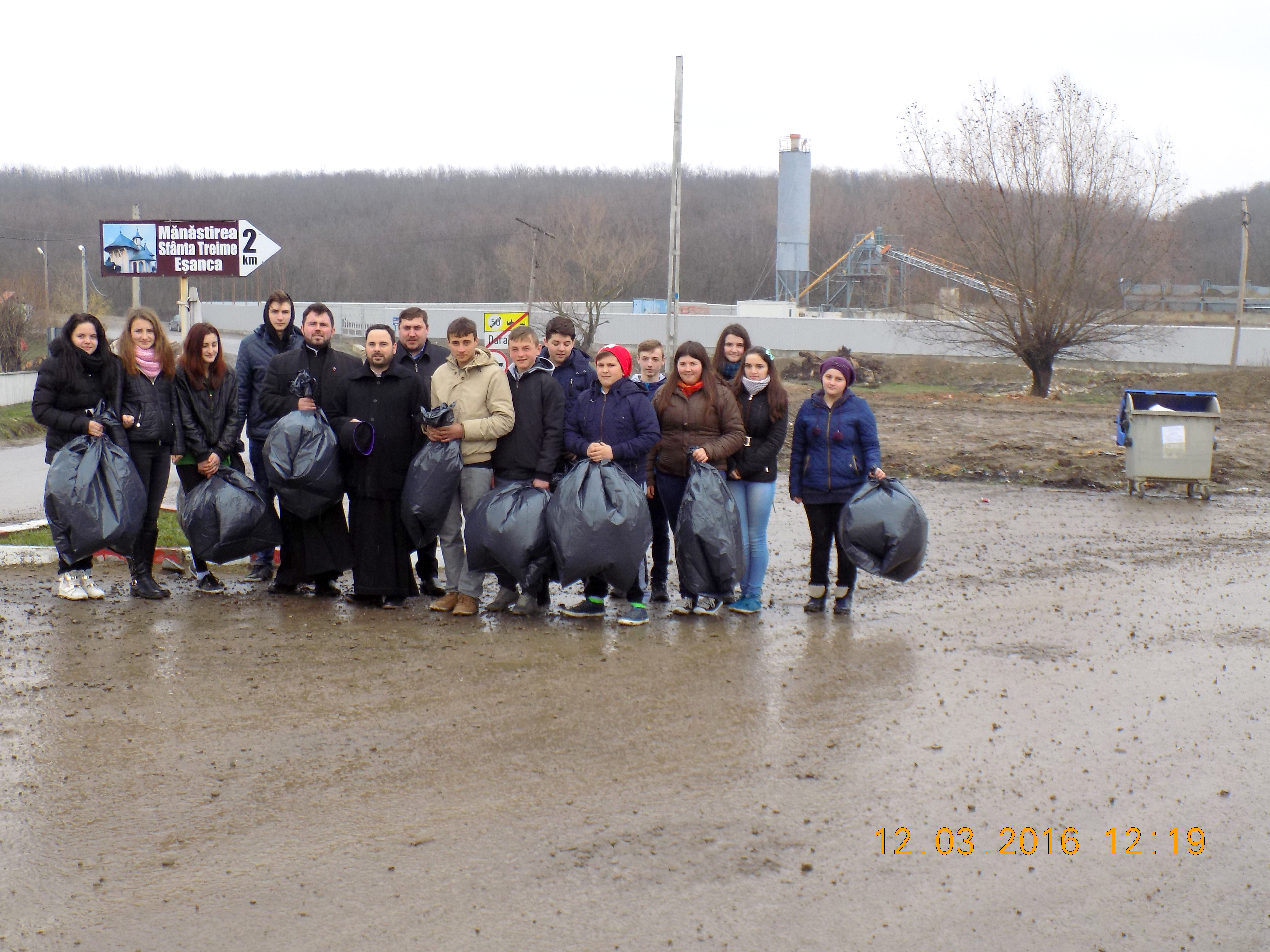 Voluntariat pentru un mediu mai curat
