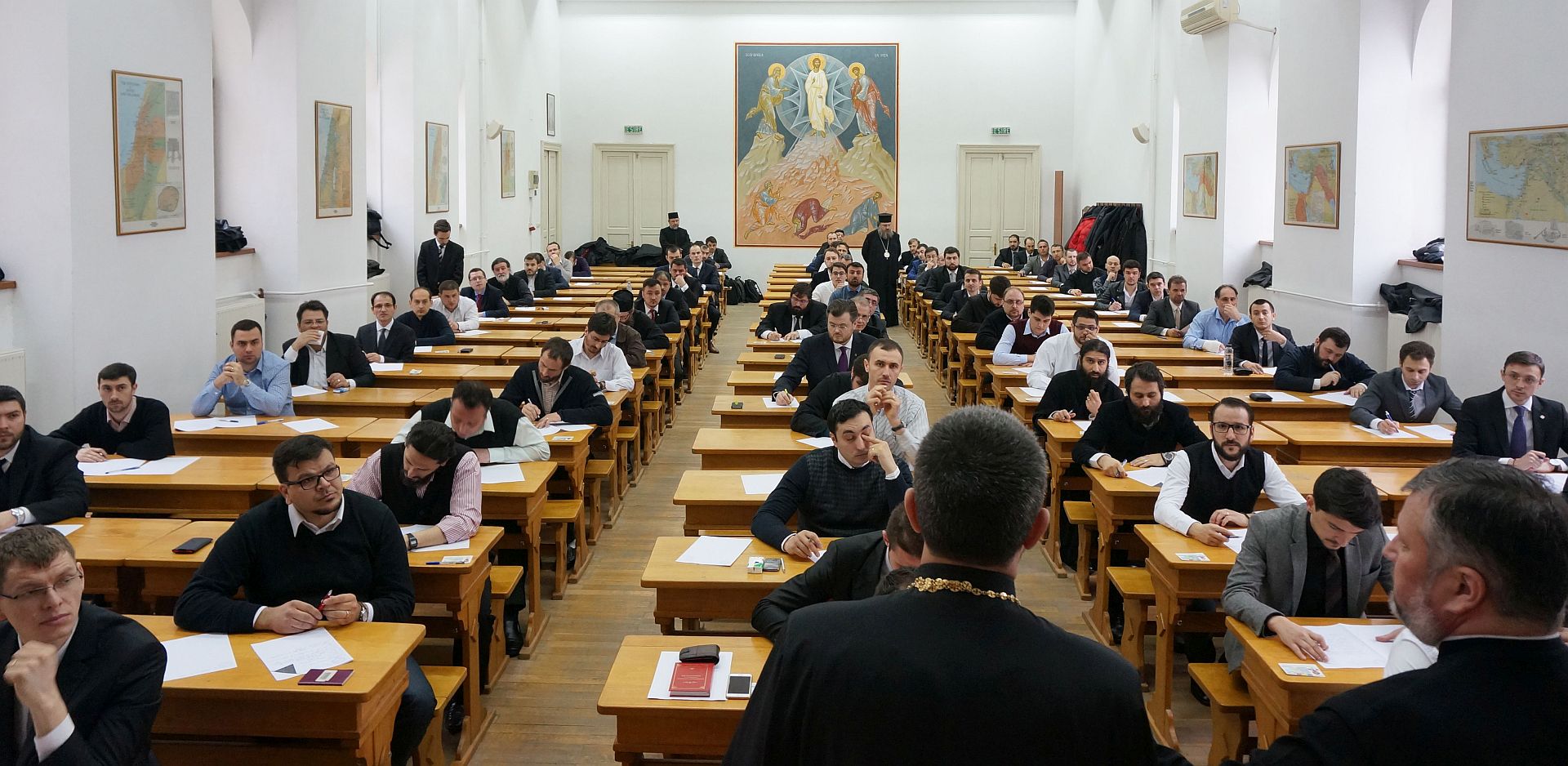 Examen de capacitate pentru viitorii clerici, în Capitală