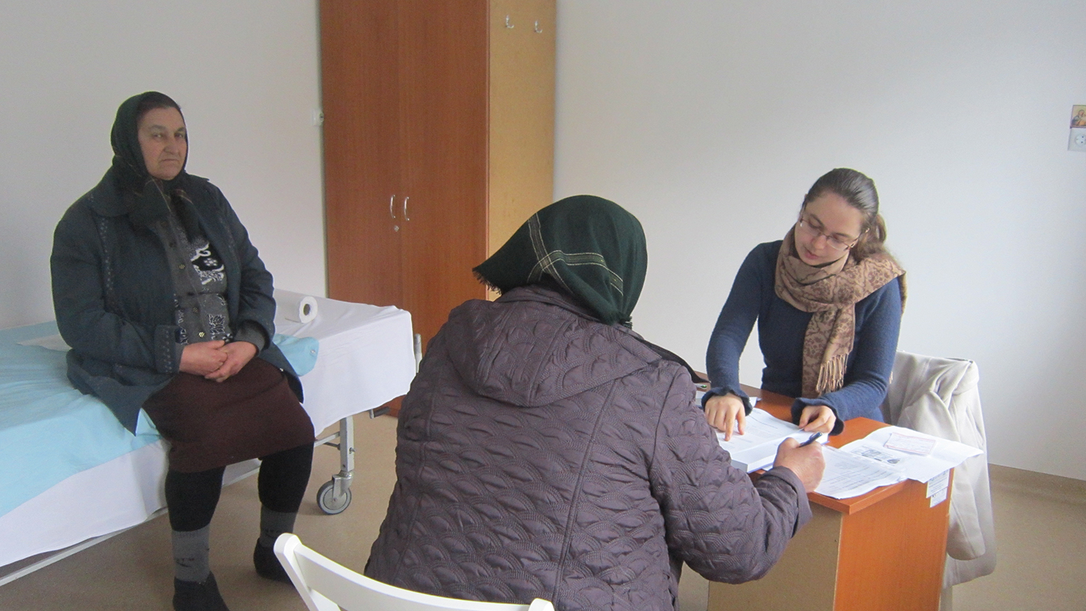 Caravană medicală la Miclăuşeni Caravană medicală la Miclăuşeni