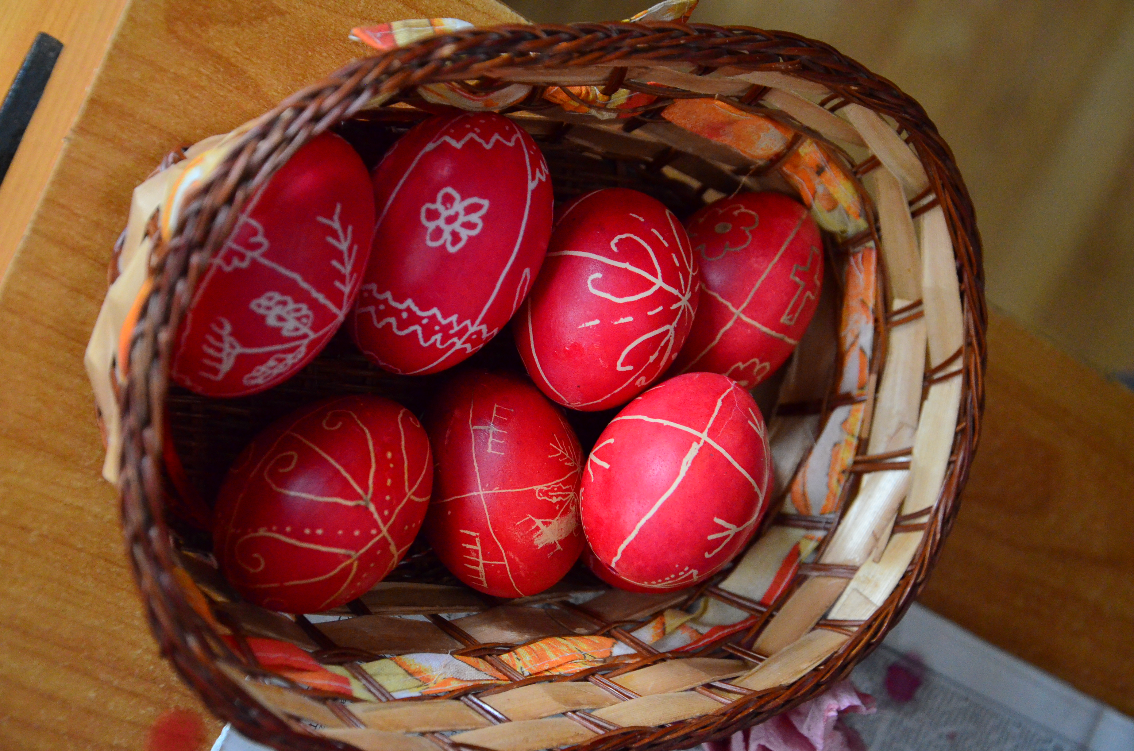 Parohia Todireşti II derulează Campania „Vin Paștile”