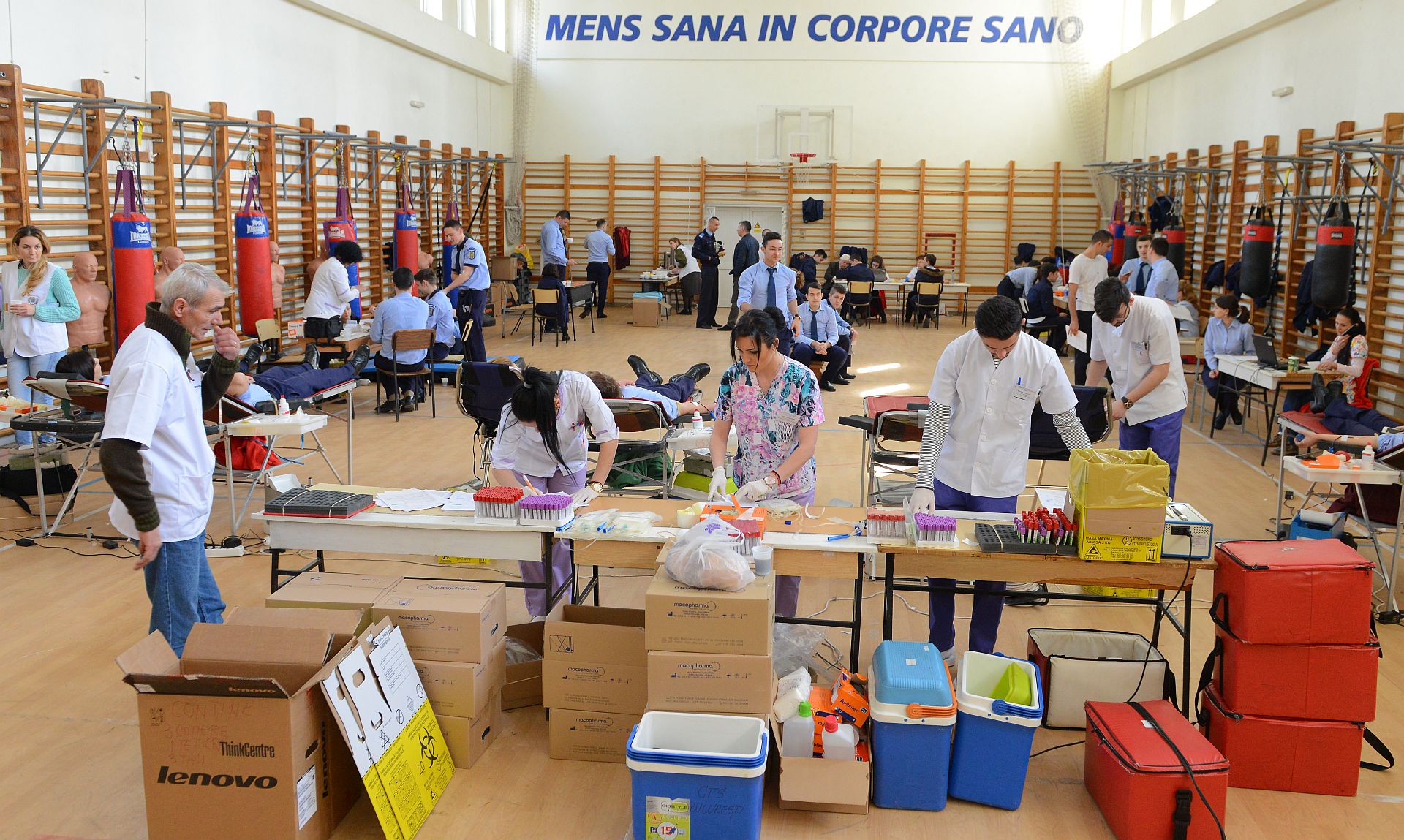 Campania Patriarhiei Române „Dăruieşte viaţă. Vino să donezi sânge!”, la Academia de Poliţie