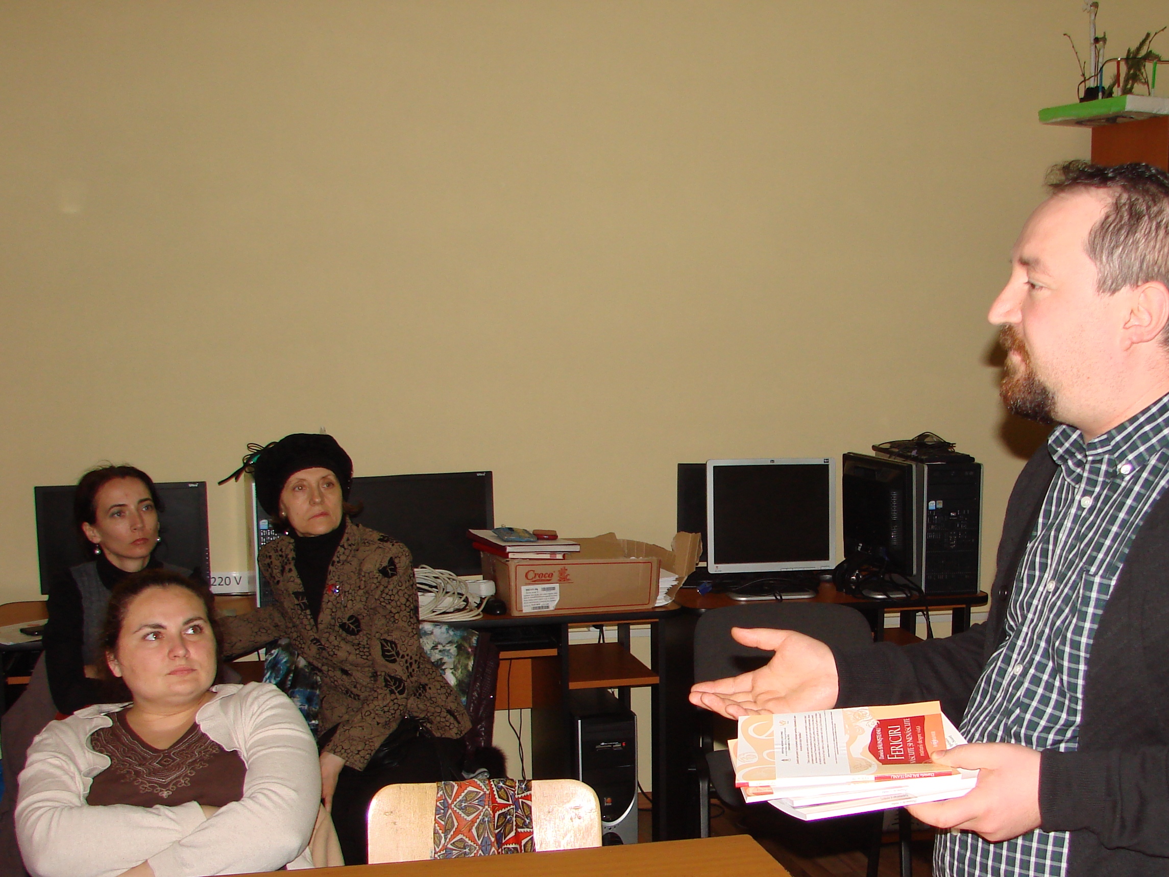 „Pentru viaţă, pentru femeie, pentru familie”, la Piatra Neamț