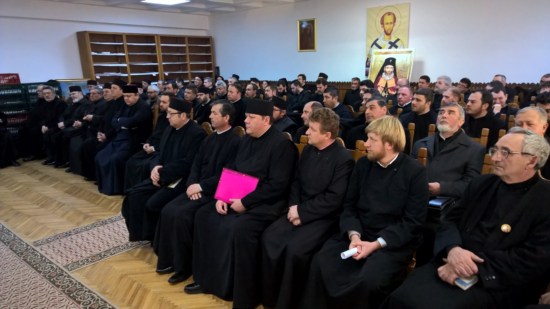 Şedinţă preoţească la Protopopiatul Bacău Şedinţă preoţească la Protopopiatul Bacău