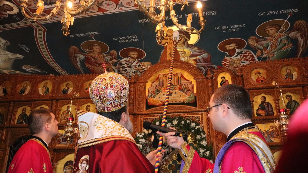 Pictura bisericii „Nașterea Sfântului Ioan Botezătorul” din Călărași a fost sfinţită
