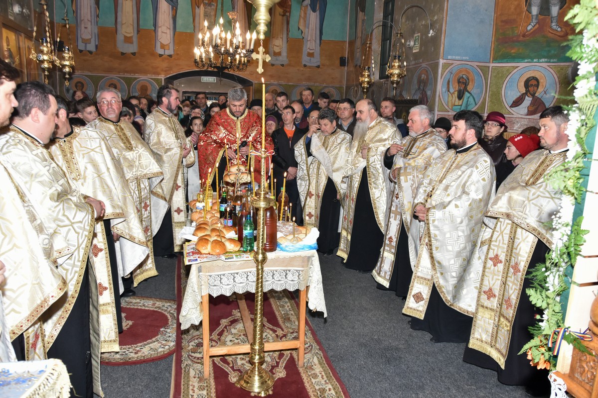 Monografia Parohiei Bădeni, lansată în ajunul hramului Monografia Parohiei Bădeni, lansată în ajunul hramului