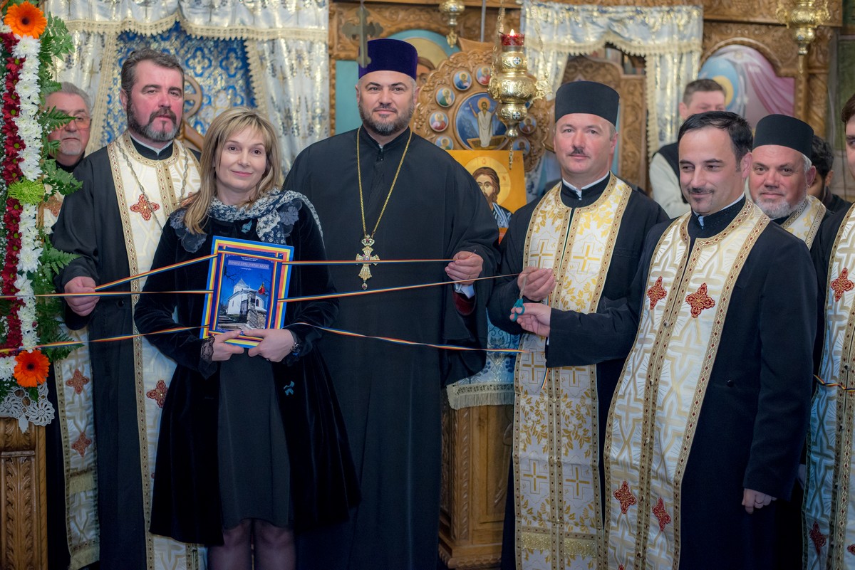 Monografia Parohiei Bădeni, lansată în ajunul hramului Monografia Parohiei Bădeni, lansată în ajunul hramului