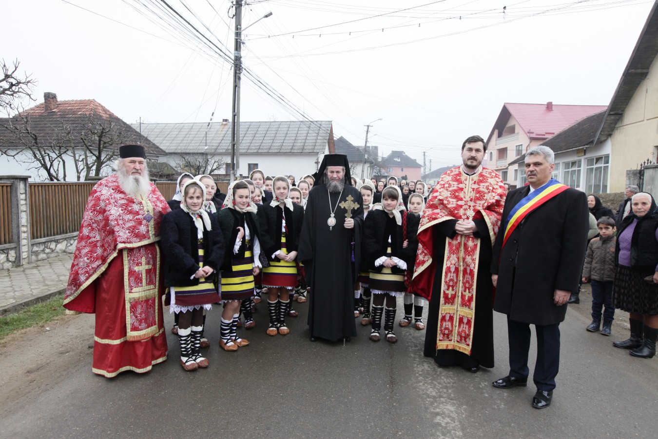 Înaltpreasfinţitul Iustin Sigheteanul a slujit la biserica din Ieud Înaltpreasfinţitul Iustin Sigheteanul a slujit la biserica din Ieud