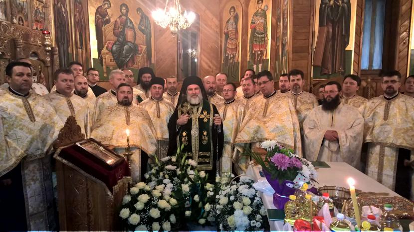 Rugăciune și sărbătoare în seara Bunei Vestiri pe ”Meteora” Bacăului