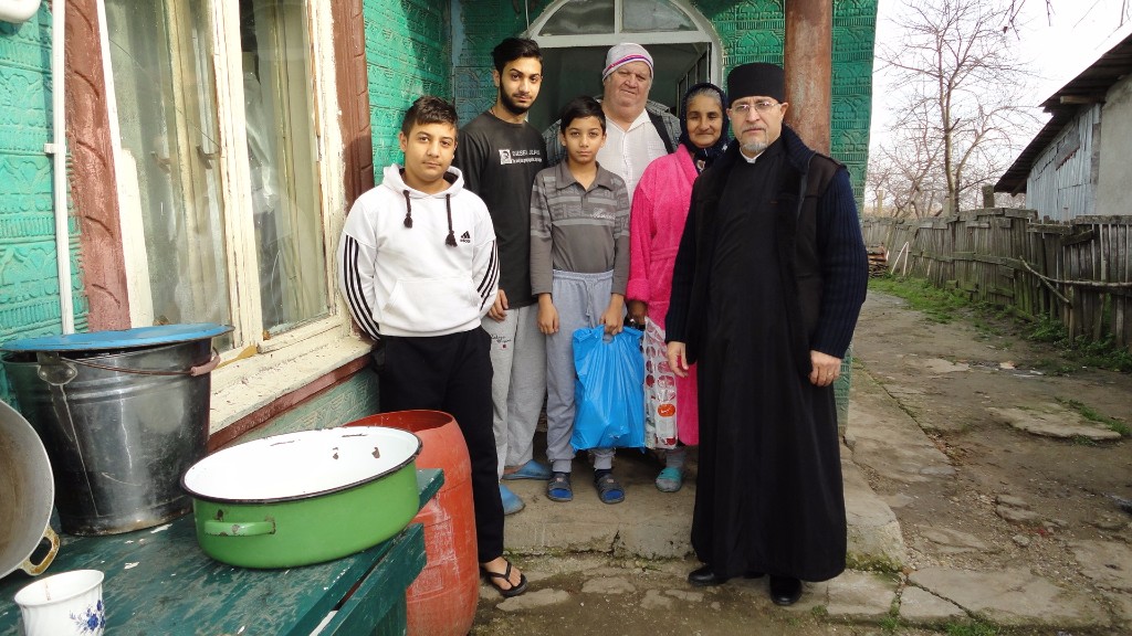 9.733 lei pentru 243 de persoane din Episcopia Sloboziei și Călărașilor