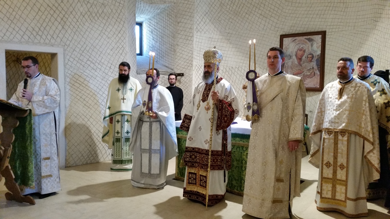 Slujire arhierească la Mănăstirea „Sfânta Cruce” din Aiud