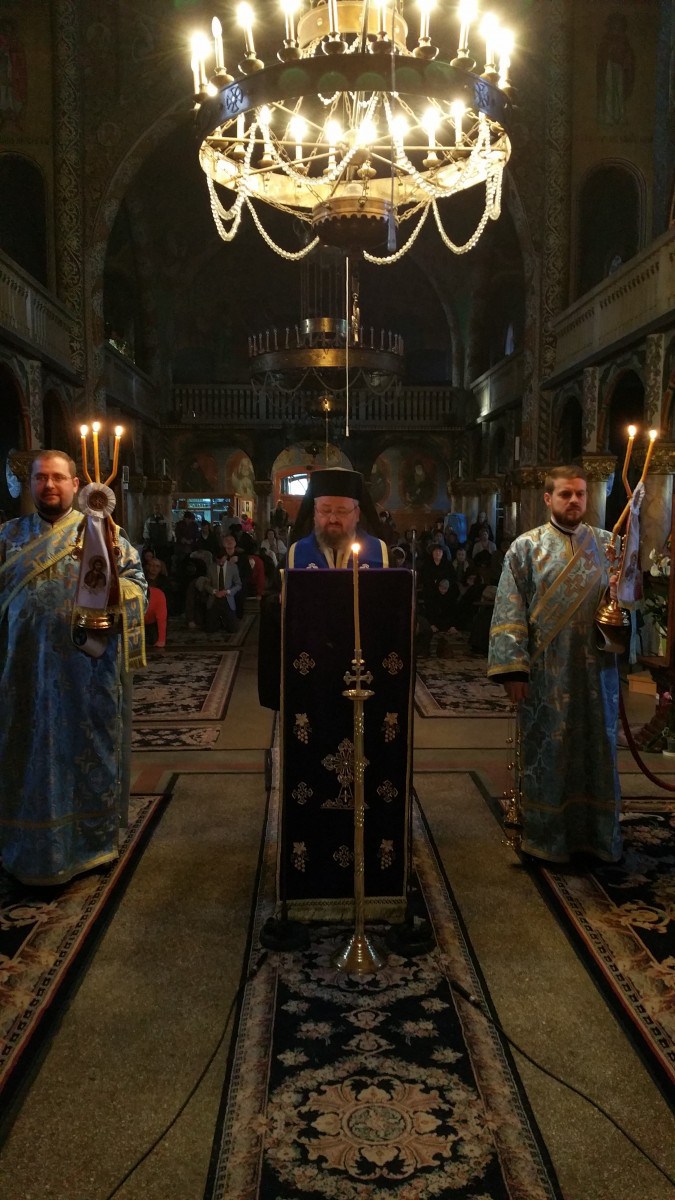 Denia Imnului Acatist al Maicii Domnului, la Catedrala Episcopală din Deva