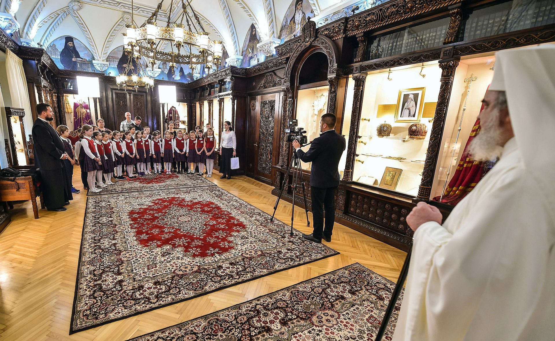 Binecuvântare patriarhală pentru 27 de elevi timişoreni