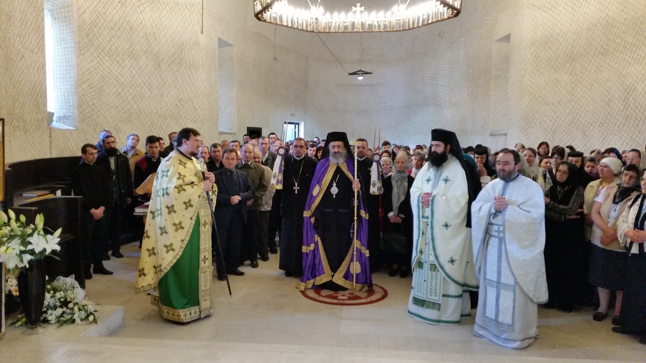 Slujire arhierească la Mănăstirea „Sfânta Cruce” din Aiud