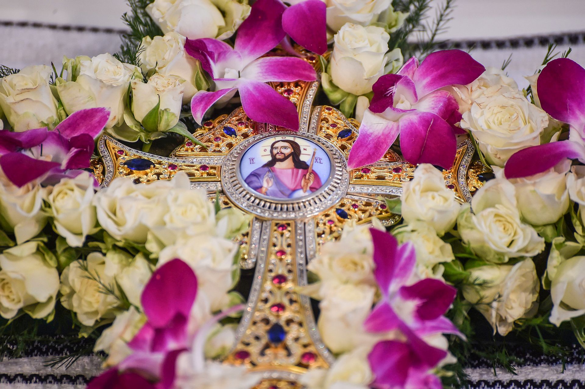 Patriarhul României a oficiat Sfânta Liturghie la Paraclisul Catedralei Mântuirii Neamului