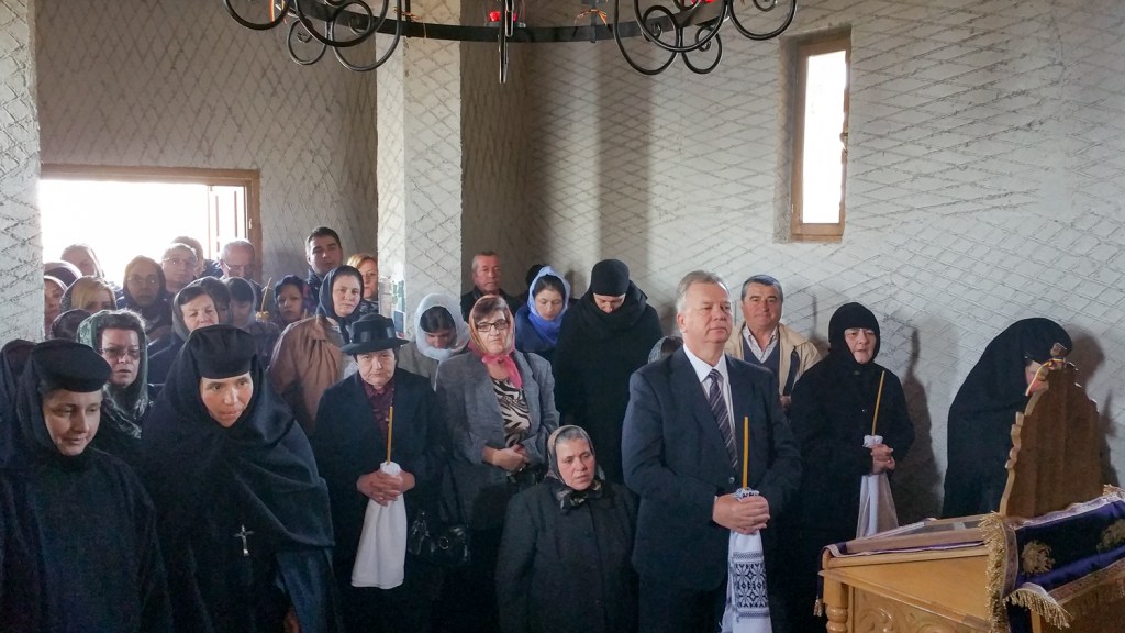 Duminica a III-a din Postul Mare, la schitul Măgura din județul Hunedoara