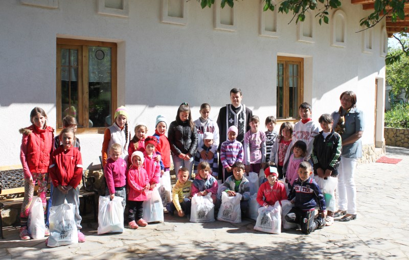 Program social-filantropic desfăşurat în Arhiepiscopia Dunării de Jos