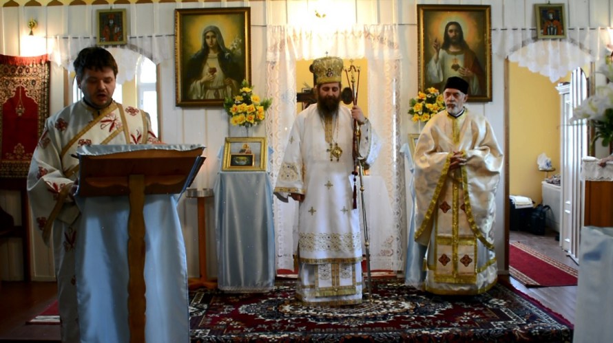 Slujire arhierească la Crâstor (Ungaria), în duminica a IV-a din Postul Mare Slujire arhierească la Crâstor (Ungaria), în duminica a IV-a din Postul Mare