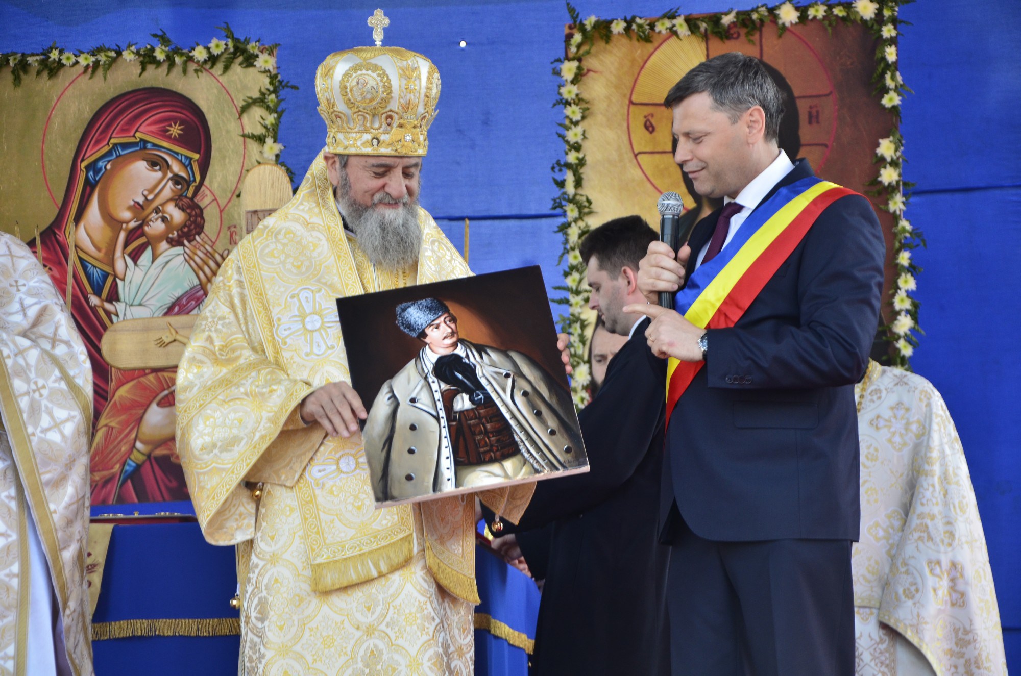 Sfinţire de biserică la Brad, în judeţul Hunedoara