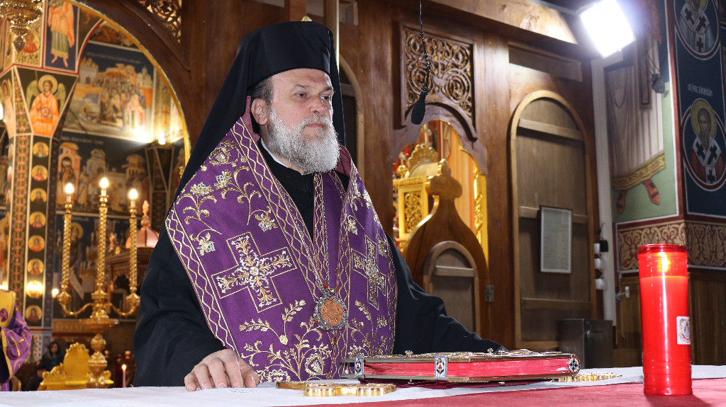 Slujba Deniei Imnului Acatist, în Catedrala „Înălțarea Domnului” din Slobozia