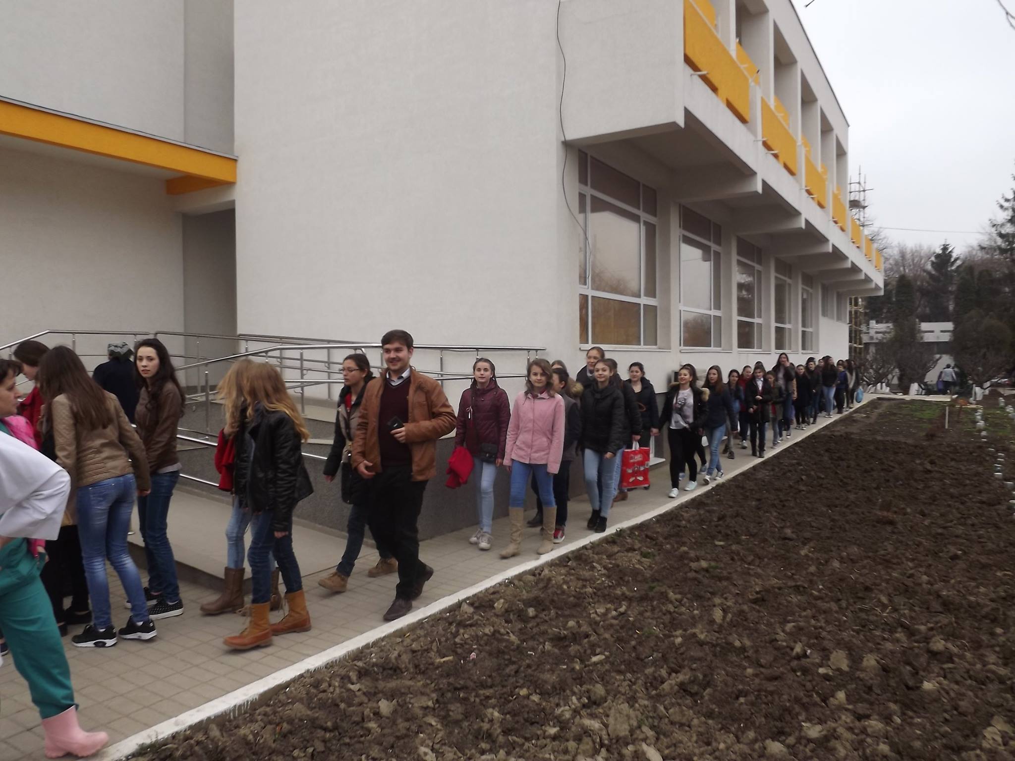 Începutul primăverii, marcat prin activități caritabile la Liceul Pedagogic „Vasile Lupu”