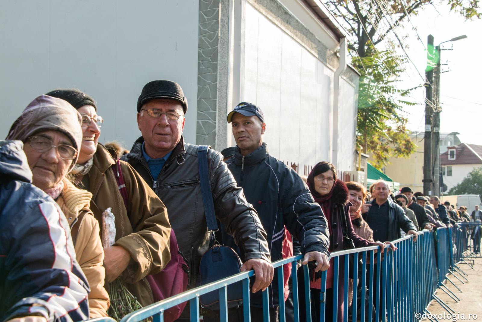 Pe aproapele tău...